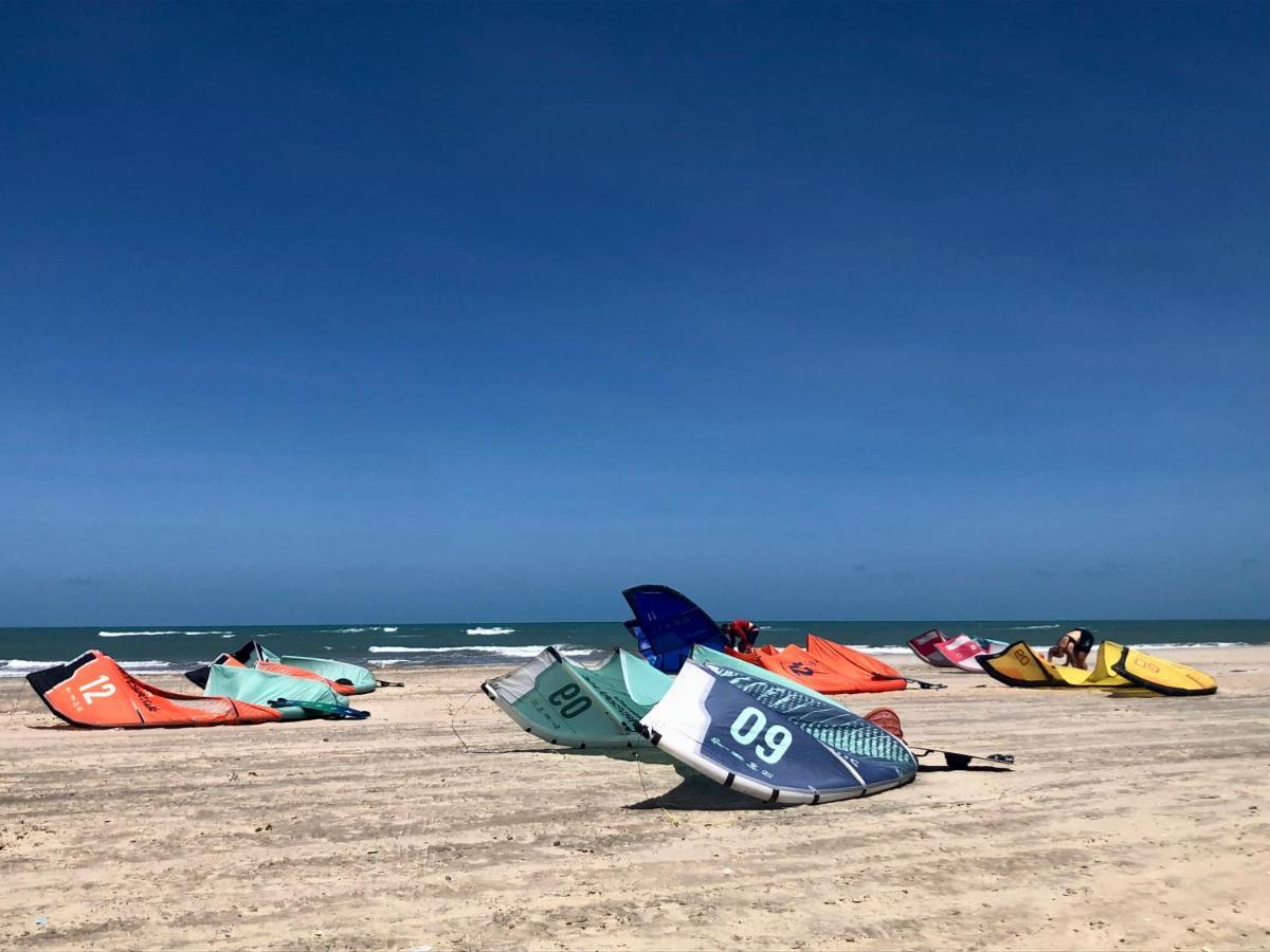 איקראי The Spot - Beachfront Sports Pousada מראה חיצוני תמונה
