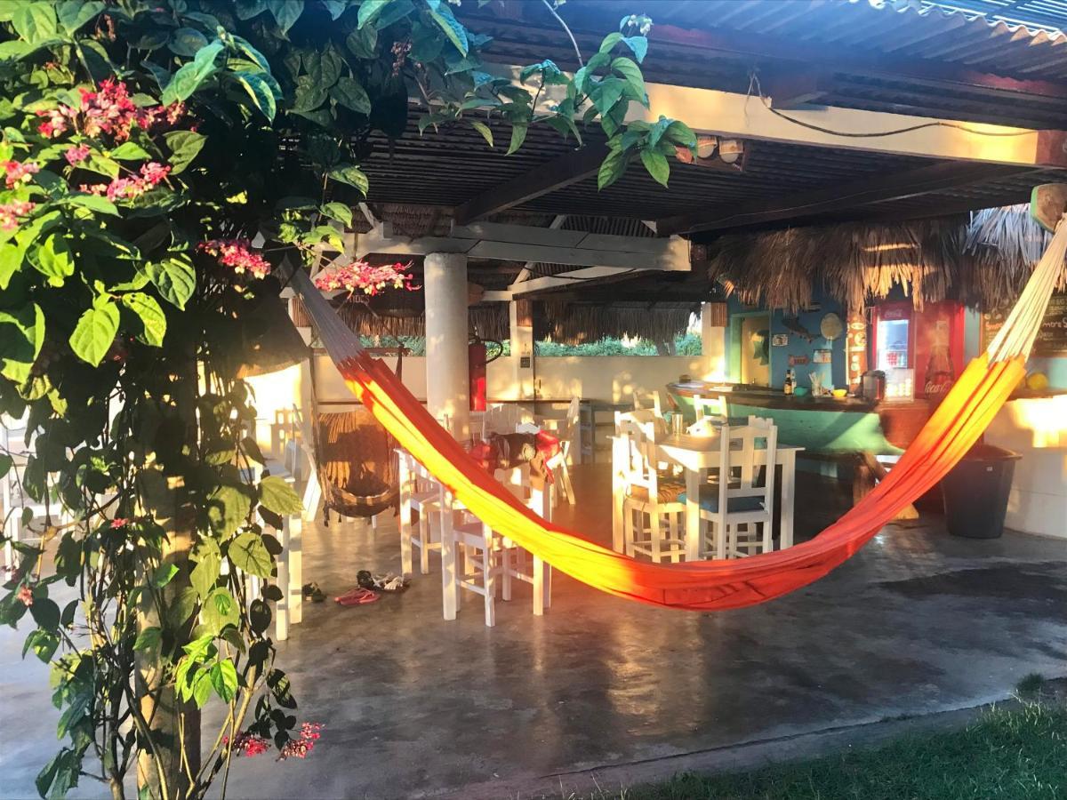 איקראי The Spot - Beachfront Sports Pousada מראה חיצוני תמונה