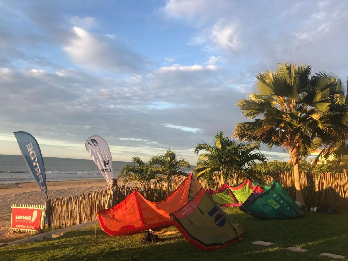 איקראי The Spot - Beachfront Sports Pousada מראה חיצוני תמונה