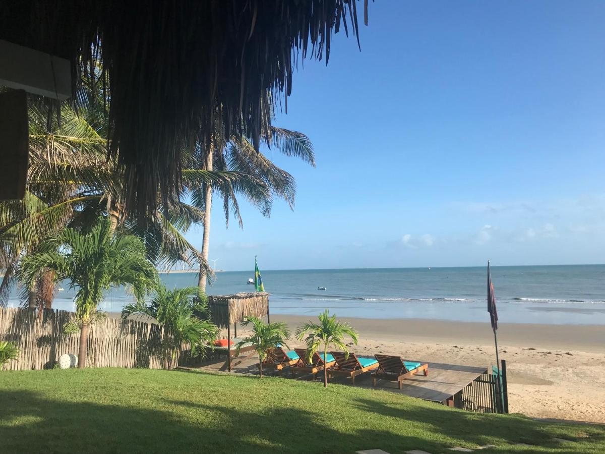 איקראי The Spot - Beachfront Sports Pousada מראה חיצוני תמונה