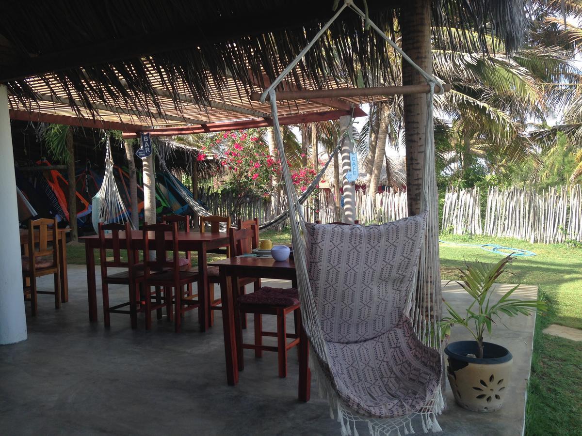 איקראי The Spot - Beachfront Sports Pousada מראה חיצוני תמונה